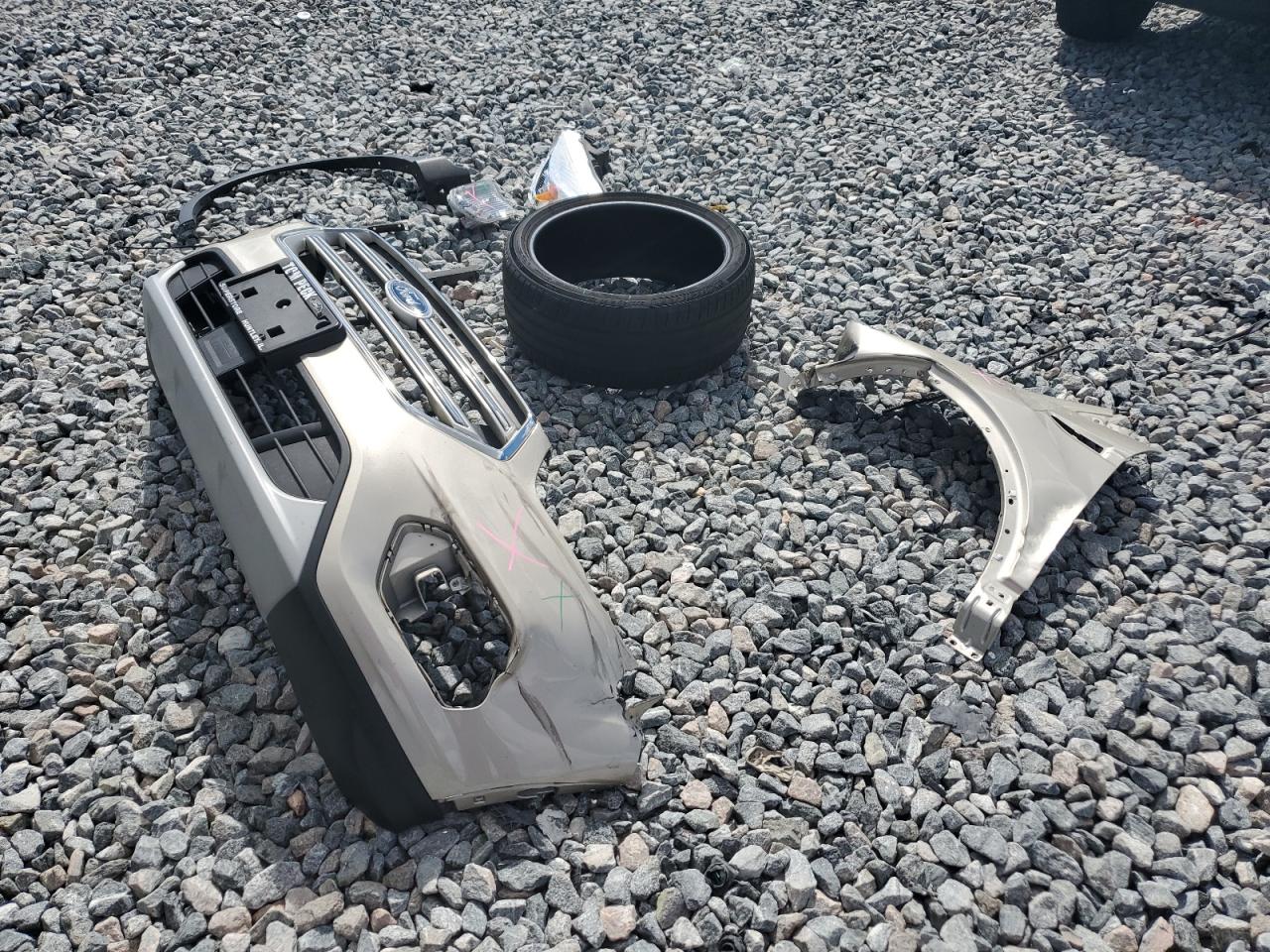 2018 Ford Escape Sel VIN: 1FMCU0HD2JUB99535 Lot: 85595375