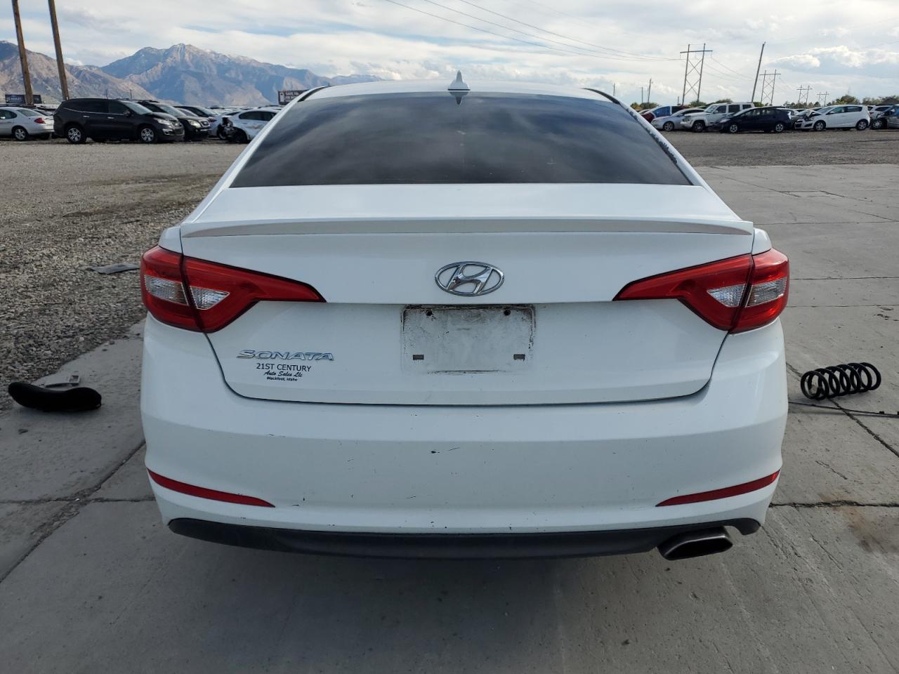 2015 Hyundai Sonata Se VIN: 5NPE24AF6FH217056 Lot: 81803905