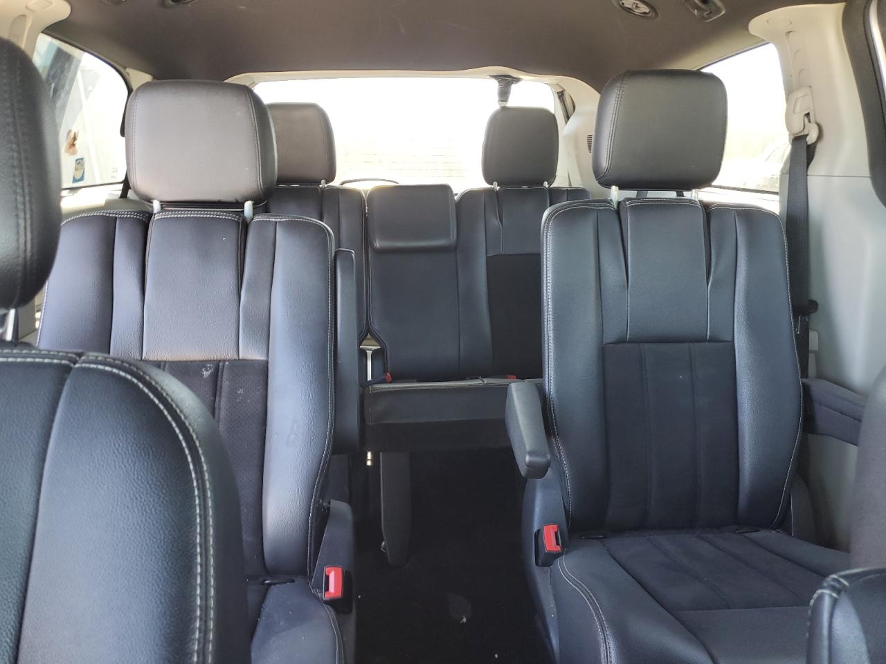 2019 Dodge Grand Caravan Sxt VIN: 2C4RDGCG9KR726056 Lot: 86832375