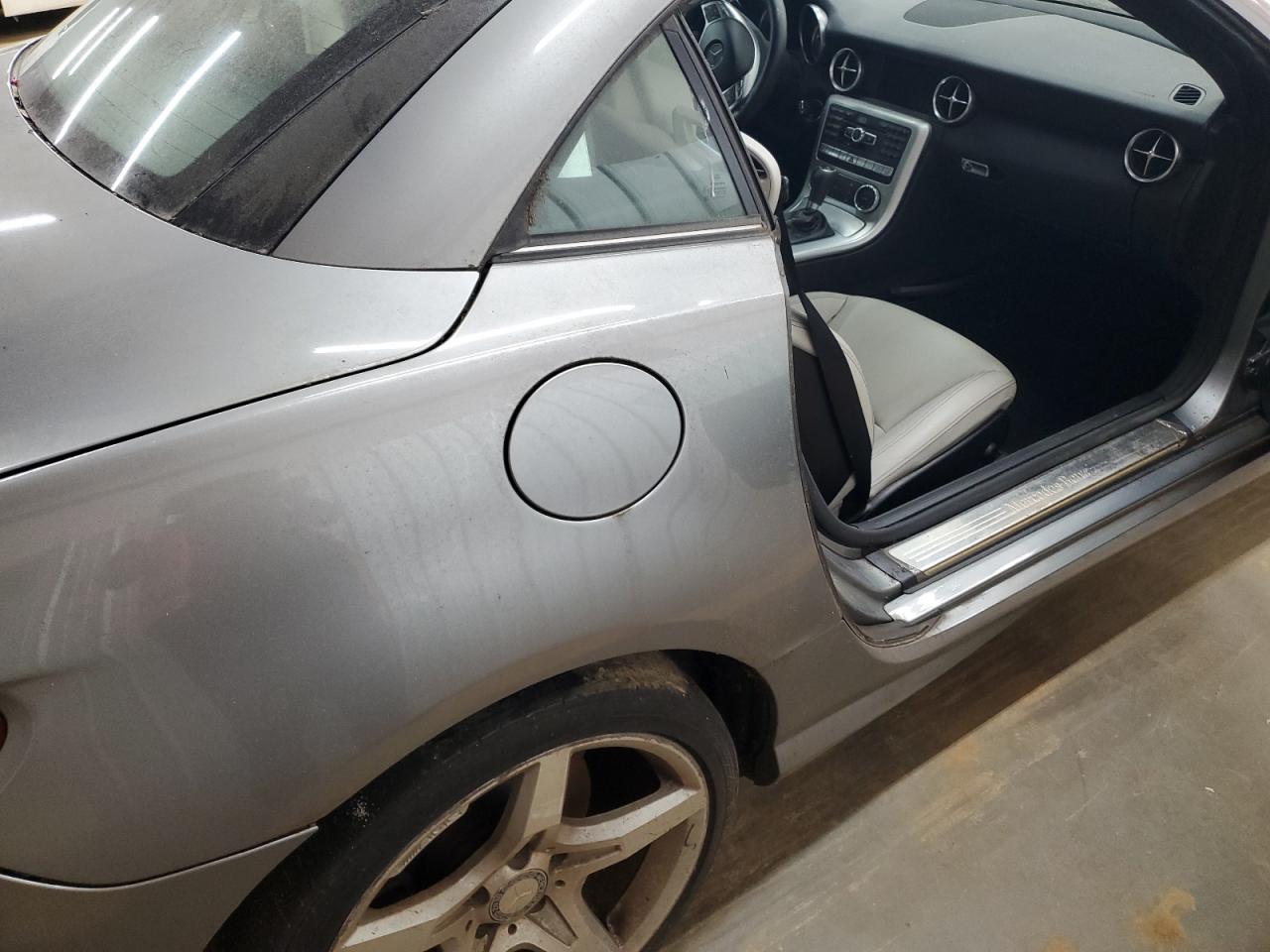 2014 Mercedes-Benz Slk 250 VIN: WDDPK4HA0EF085655 Lot: 85930385