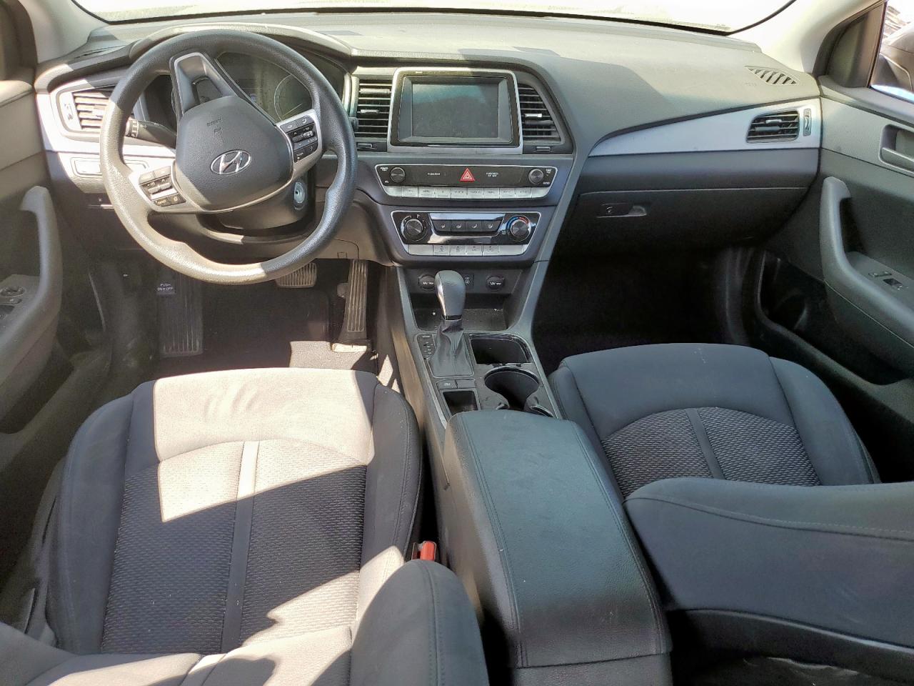 2019 Hyundai Sonata Se VIN: 5NPE24AF5KH771537 Lot: 82321165