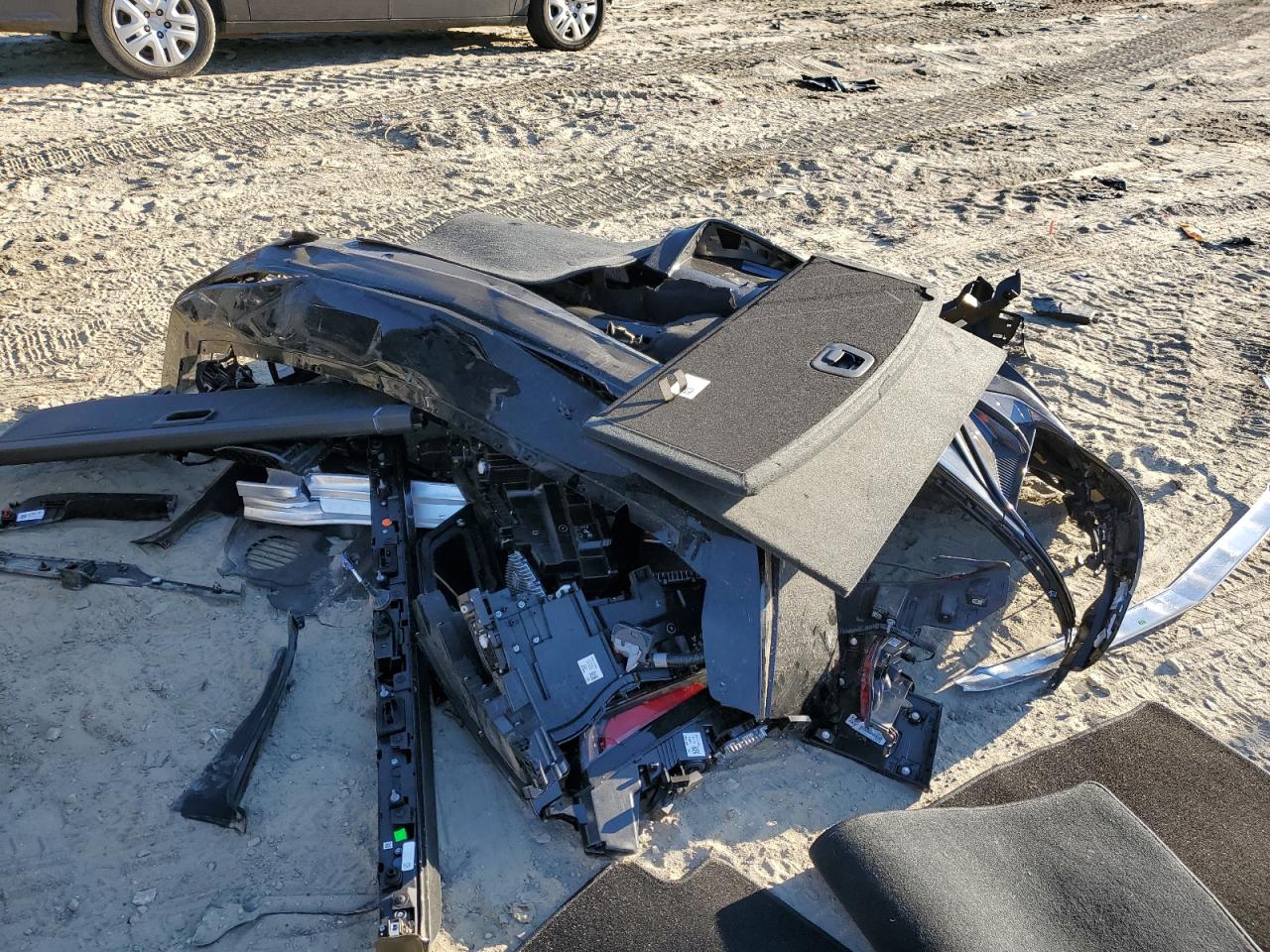 2024 Cadillac Lyriq Sport VIN: 1GYKPWRL5RZ131545 Lot: 82433615