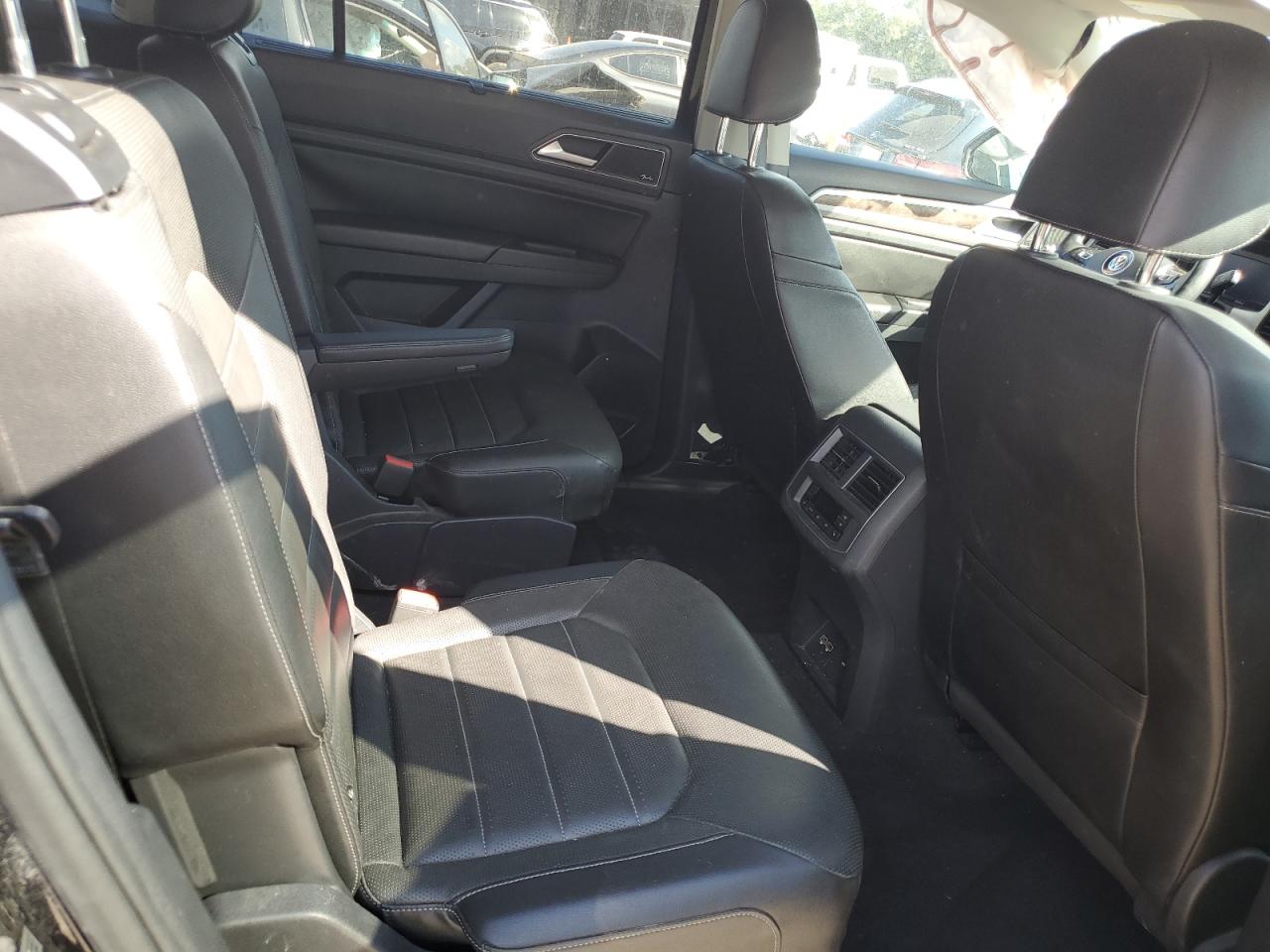 2019 Volkswagen Atlas Sel Premium VIN: 1V2NR2CA9KC579016 Lot: 82309225