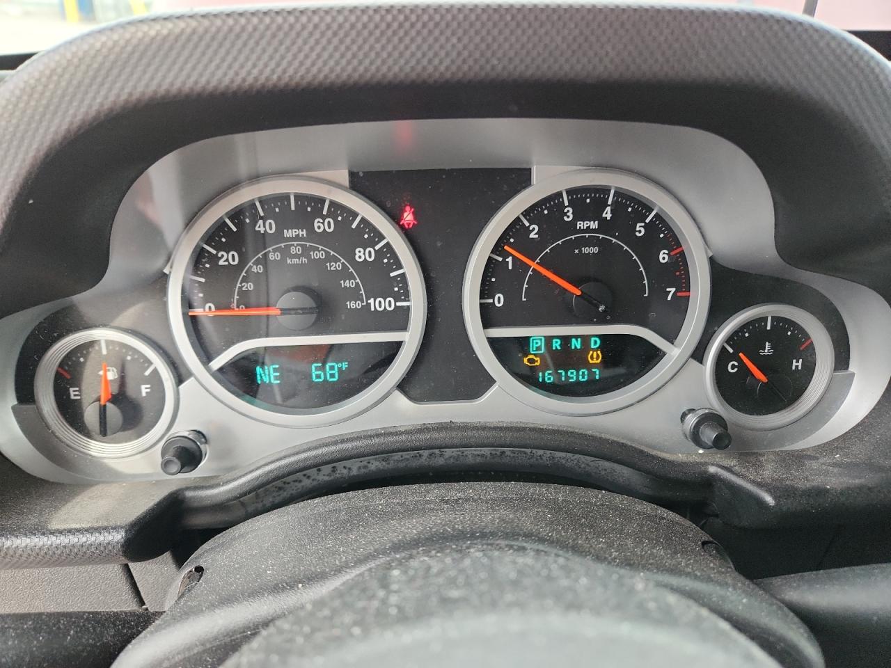 2008 Jeep Wrangler Unlimited Sahara VIN: 1J8GA59198L538378 Lot: 82360285