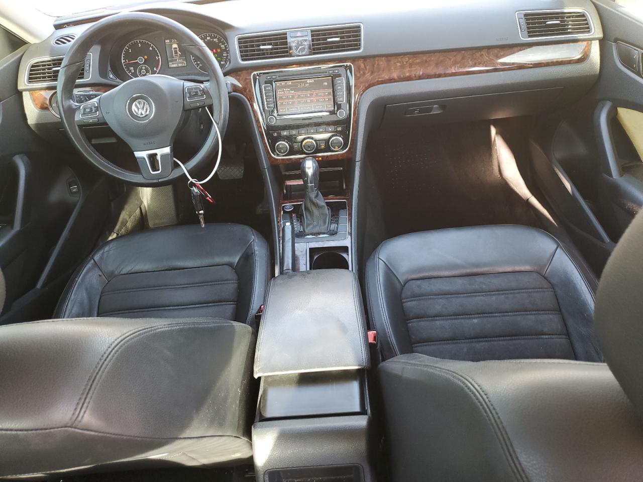 2012 Volkswagen Passat Sel VIN: 1VWCN7A32CC053931 Lot: 86692985