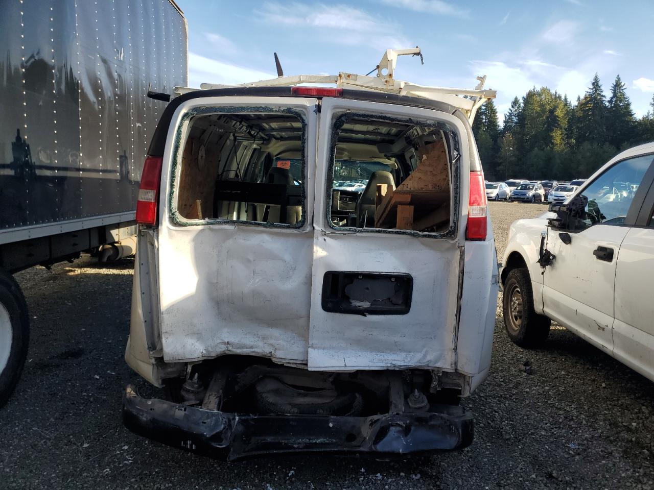 2005 Chevrolet Express G2500 VIN: 1GCGG25V451117544 Lot: 82216775