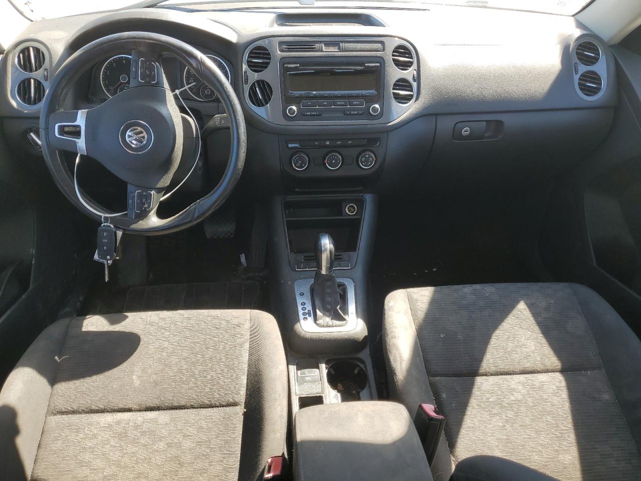 2014 Volkswagen Tiguan S VIN: WVGAV3AX7EW621724 Lot: 86763145