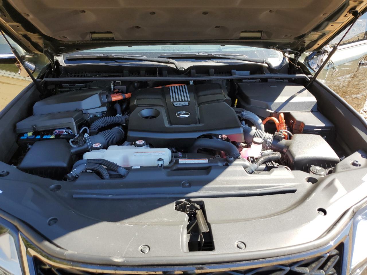 2025 Lexus Lx 700H Overtrail VIN: JTJMD7CX5S4000317 Lot: 82365055