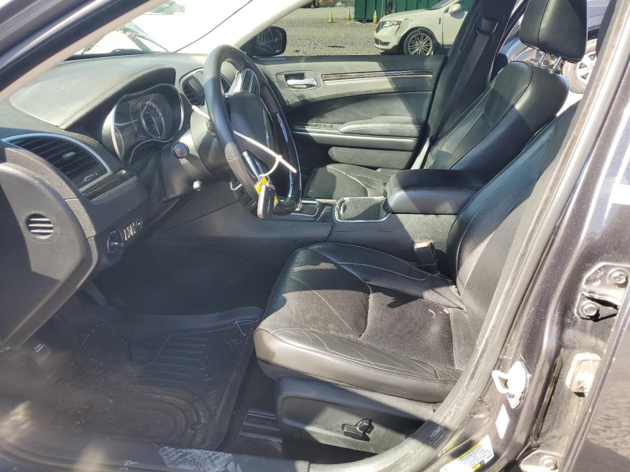 2019 Chrysler 300 Limited VIN: 2C3CCAEG4KH634205 Lot: 85376655