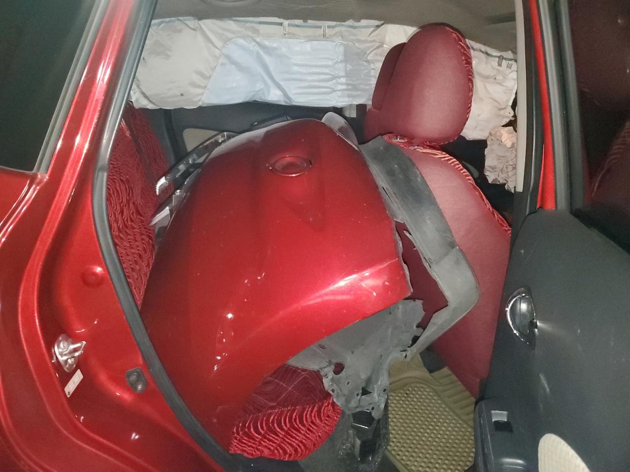 2016 Nissan Versa Note VIN: 372197 Lot: 86750065