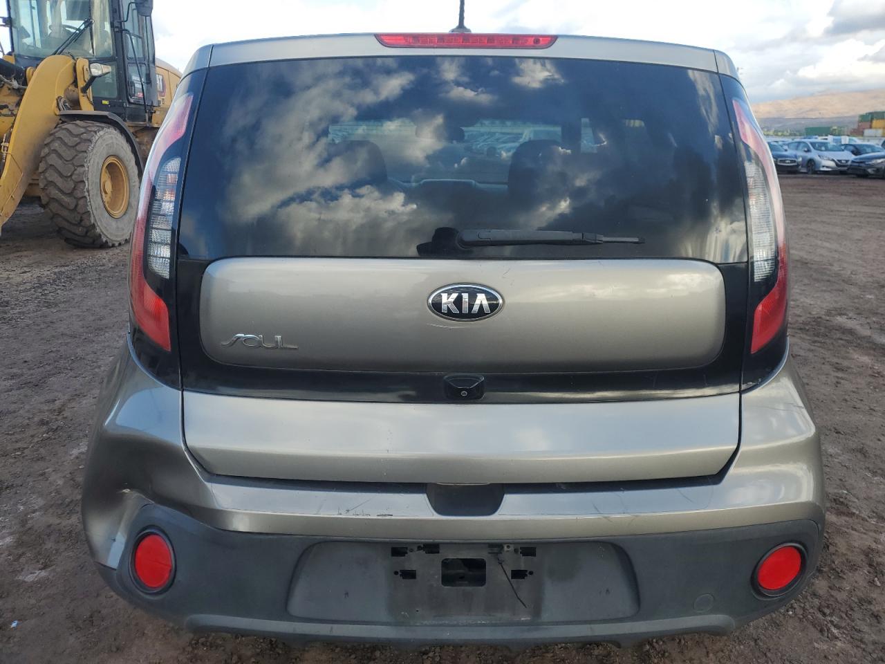 2018 Kia Soul VIN: KNDJN2A25J7547713 Lot: 68522145