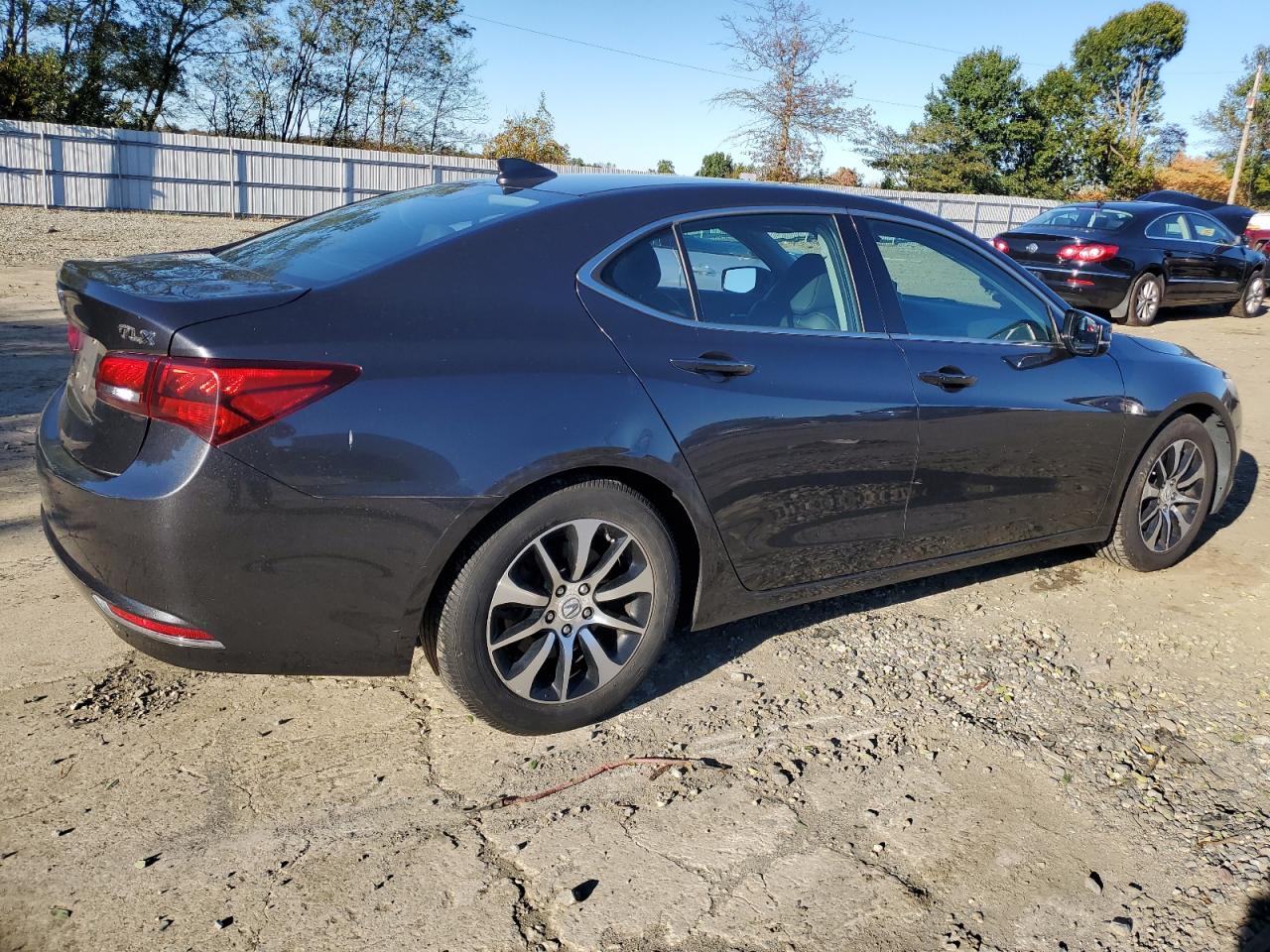 Фото: 19UUB1F38FA019094