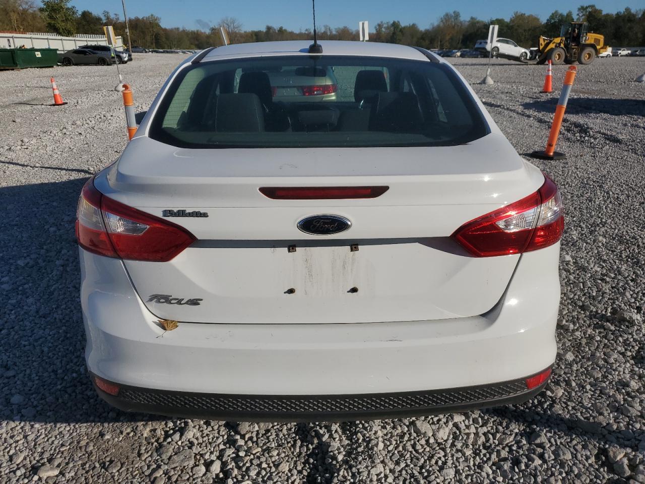 2012 Ford Focus S VIN: 1FAHP3E28CL277627 Lot: 86304875