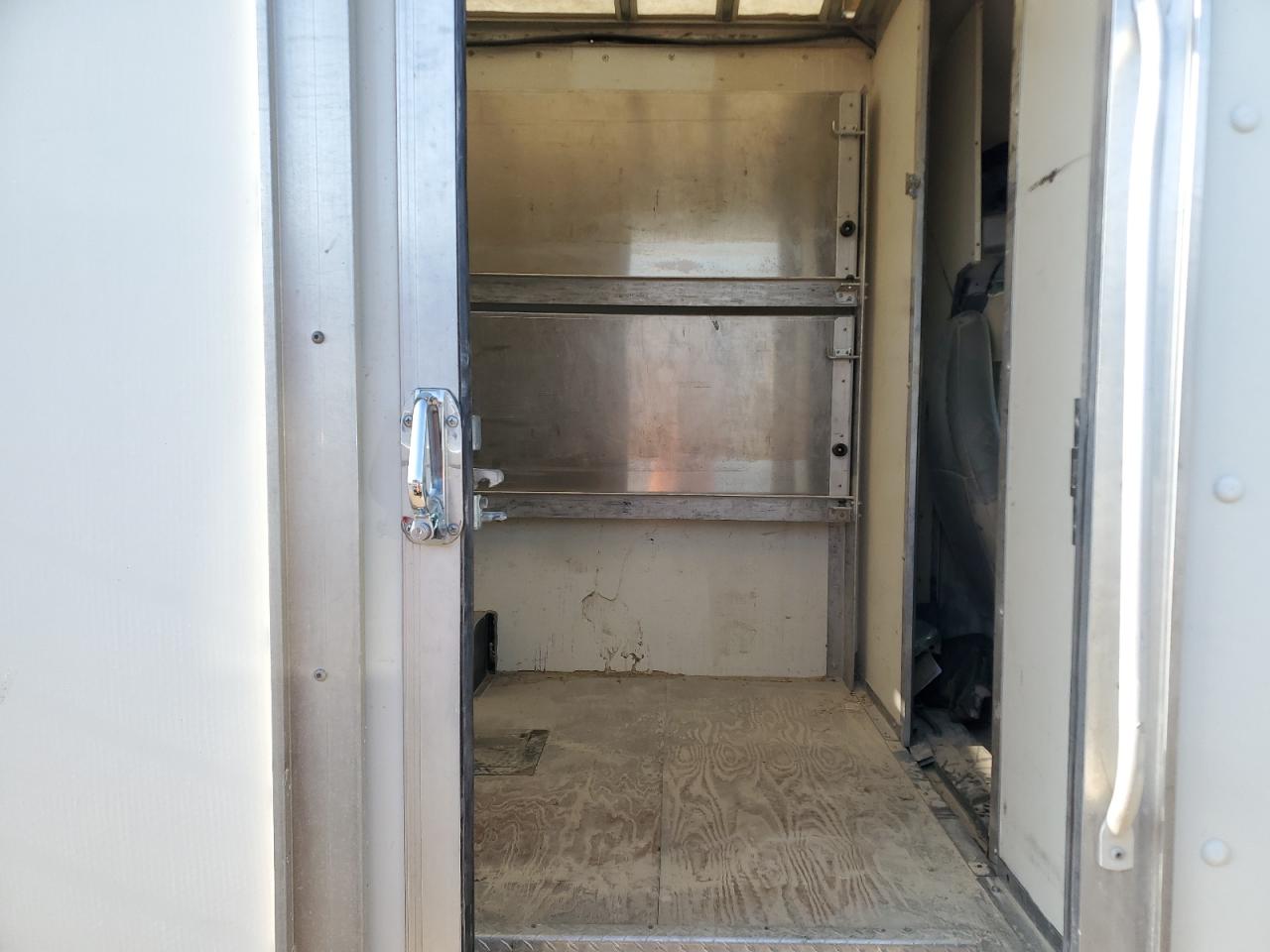 2021 GMC Savana Cutaway G3500 VIN: 1GD07SF74M1301622 Lot: 81825545