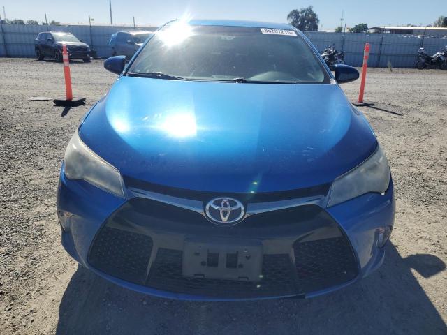 TOYOTA CAMRY 2017 Синий