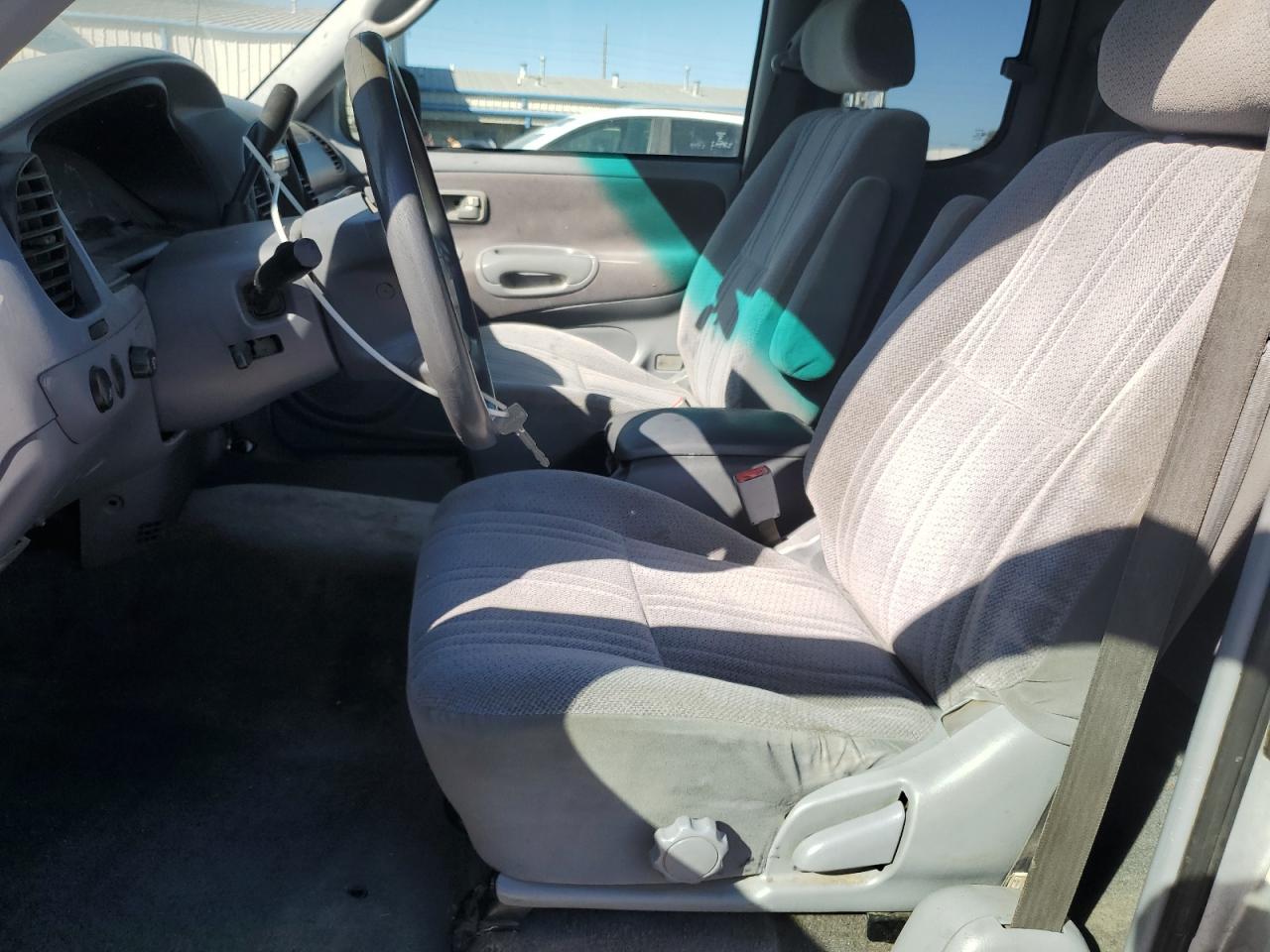 2000 Toyota Tundra Access Cab VIN: 5TBBT4418YS051290 Lot: 84442545