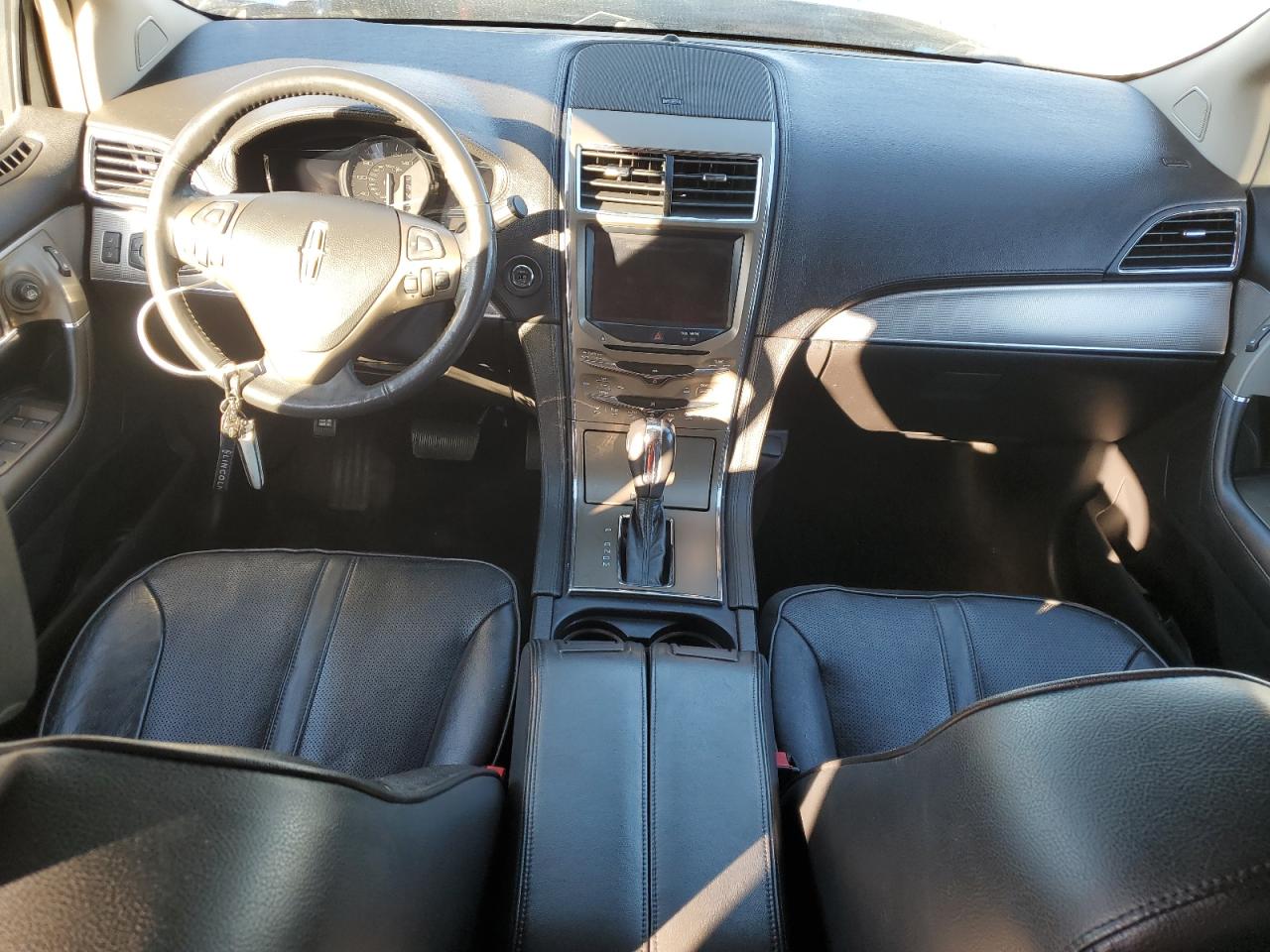 2011 Lincoln Mkx VIN: 2LMDJ8JK0BBJ00338 Lot: 82583605