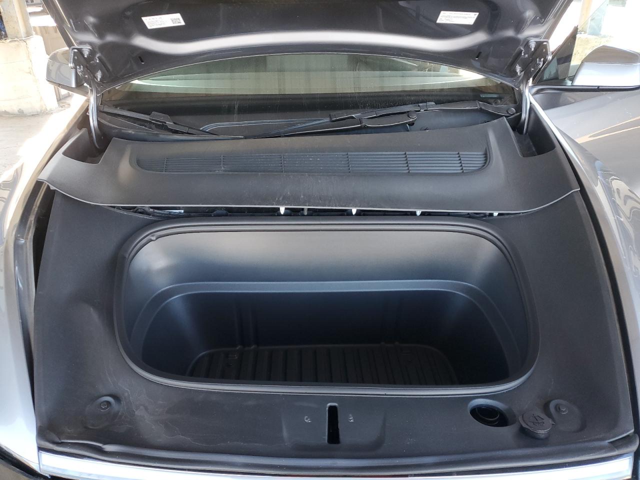 2026 Tesla Model Y VIN: 7SAYGDEE8TF328964 Lot: 87102195