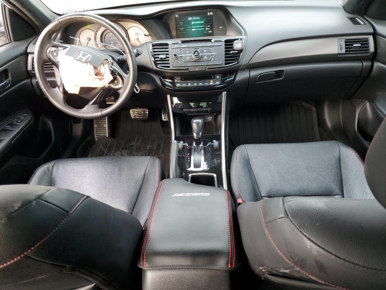 2017 Honda Accord Sport Special Edition VIN: 1HGCR2F10HA215884 Lot: 82266485