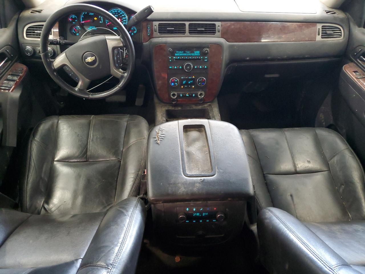 2013 Chevrolet Suburban K1500 Lt VIN: 1GNSKJE7XDR194463 Lot: 81807405