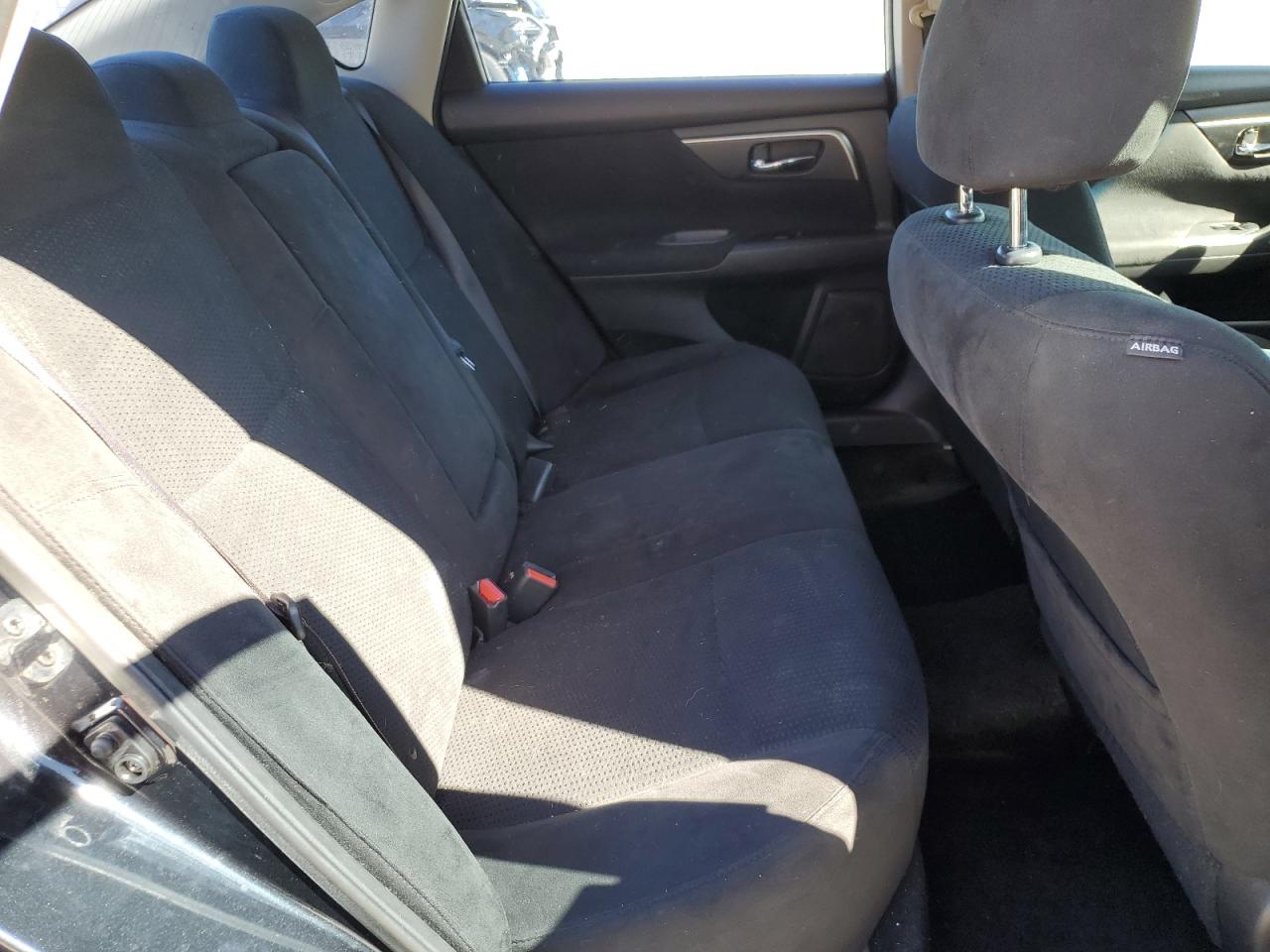 2015 Nissan Altima 2.5 VIN: 1N4AL3APXFN334207 Lot: 82382015