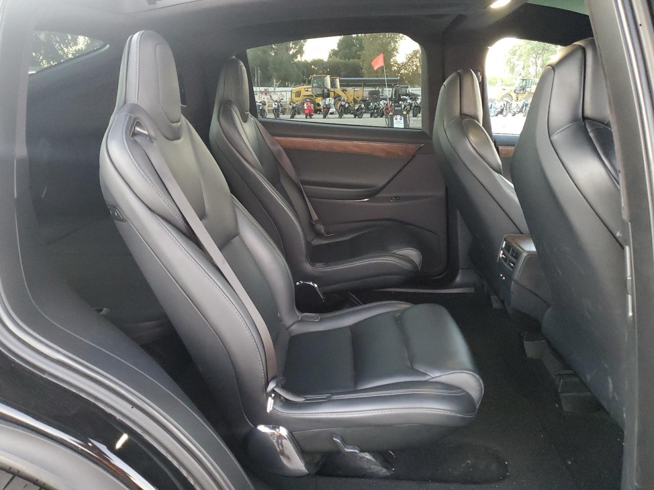 2019 Tesla Model X VIN: 5YJXCBE24KF212979 Lot: 90736085