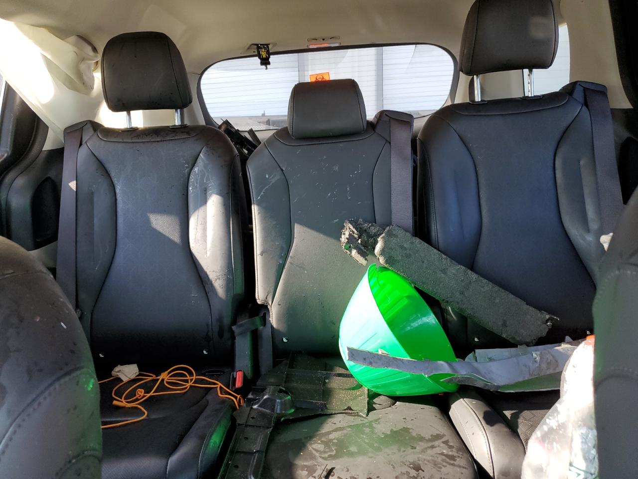 2024 Kia Carnival Lx VIN: KNDNB4H3XR6343057 Lot: 85677095