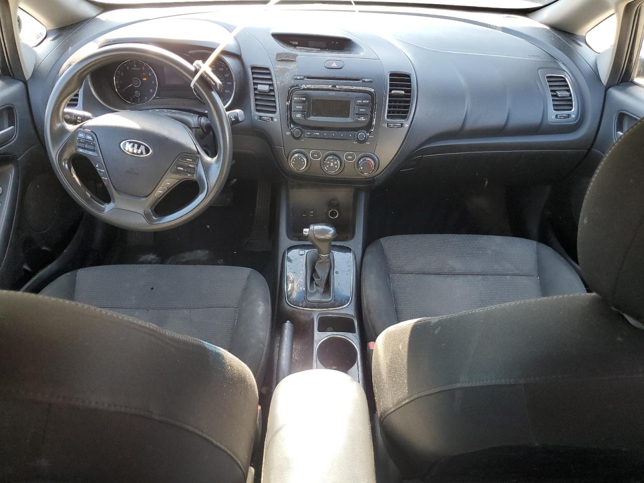 2018 Kia Forte Lx VIN: 3KPFK4A78JE166556 Lot: 85946815