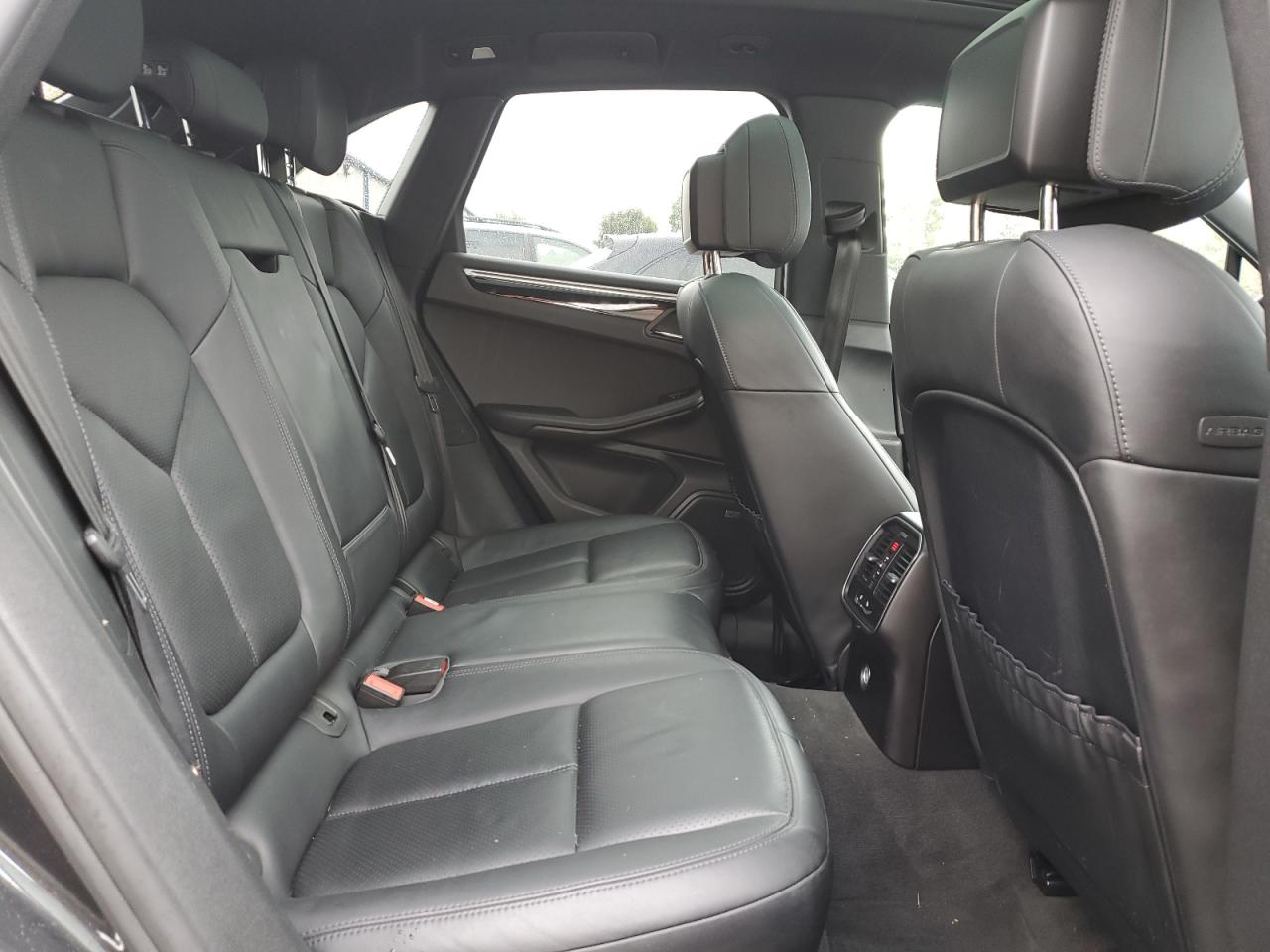 2017 Porsche Macan S VIN: WP1AB2A54HLB13852 Lot: 85577755