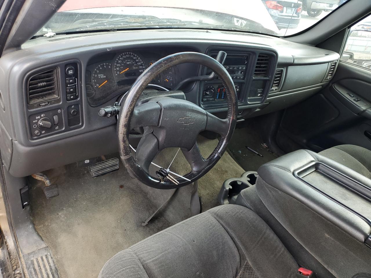 2004 Chevrolet Silverado K1500 VIN: 2GCEK19T241240759 Lot: 81834575