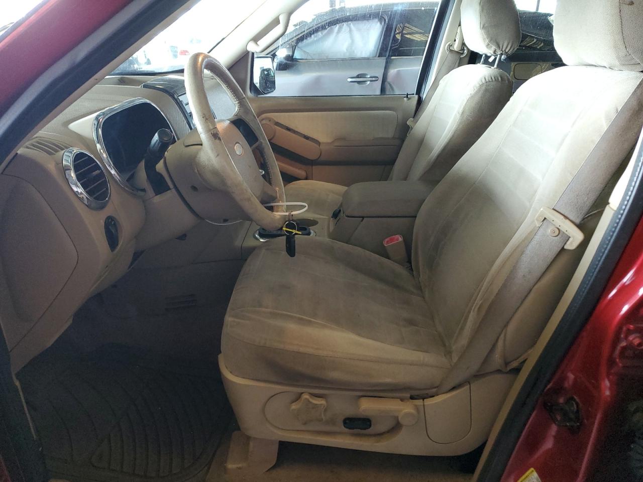 2007 Ford Explorer Xlt VIN: 1FMEU73E07UA82837 Lot: 81917255