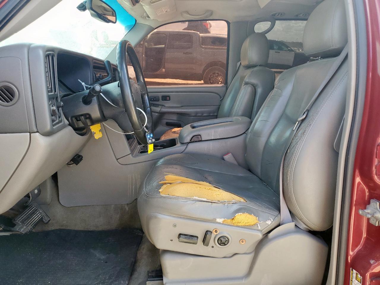 2004 Chevrolet Tahoe C1500 VIN: 1GNEC13Z44R308049 Lot: 85307235