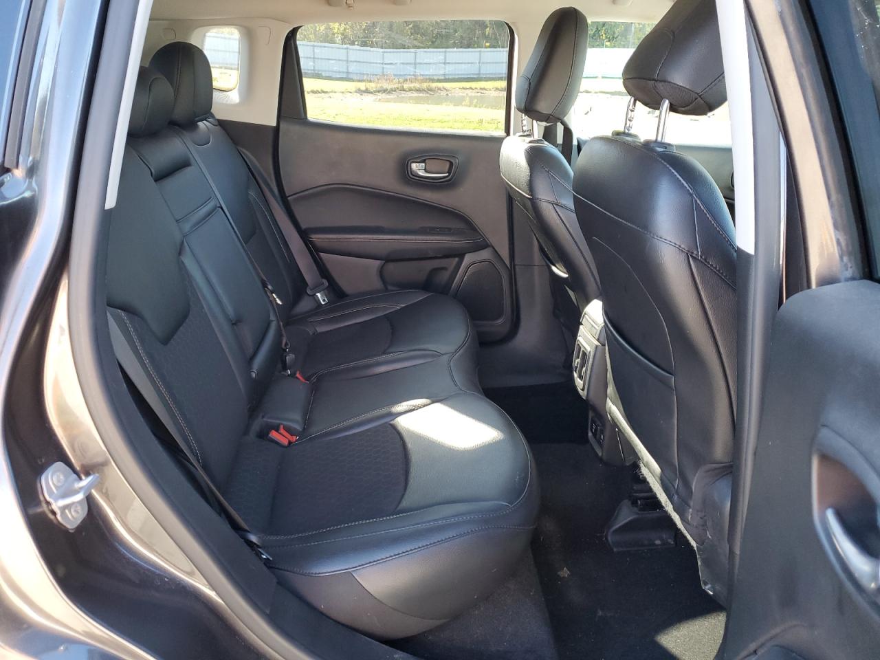 2019 Jeep Compass Latitude VIN: 3C4NJDBB0KT772366 Lot: 87053325