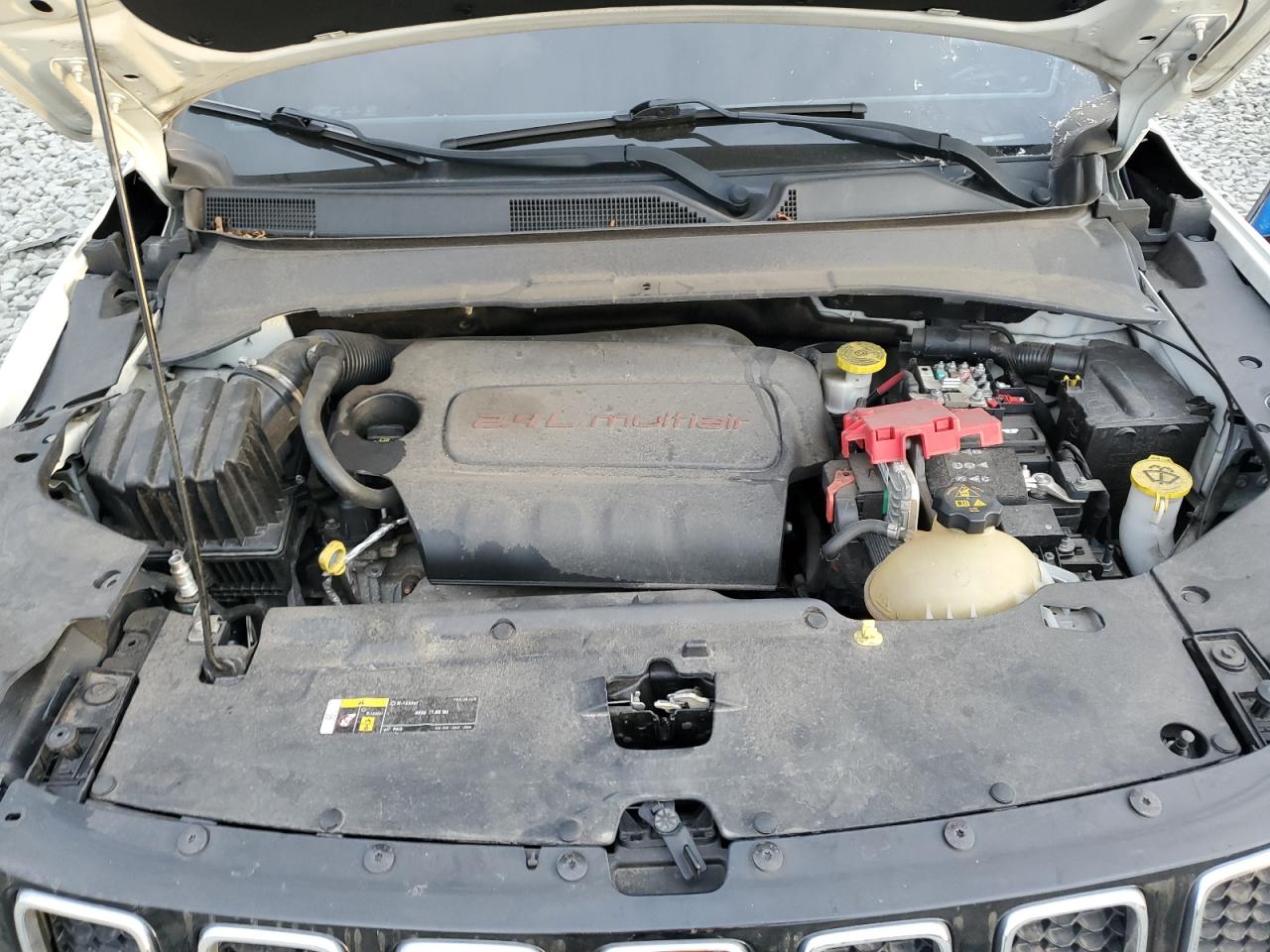 2019 Jeep Compass Latitude VIN: 3C4NJDBBXKT734434 Lot: 84751825