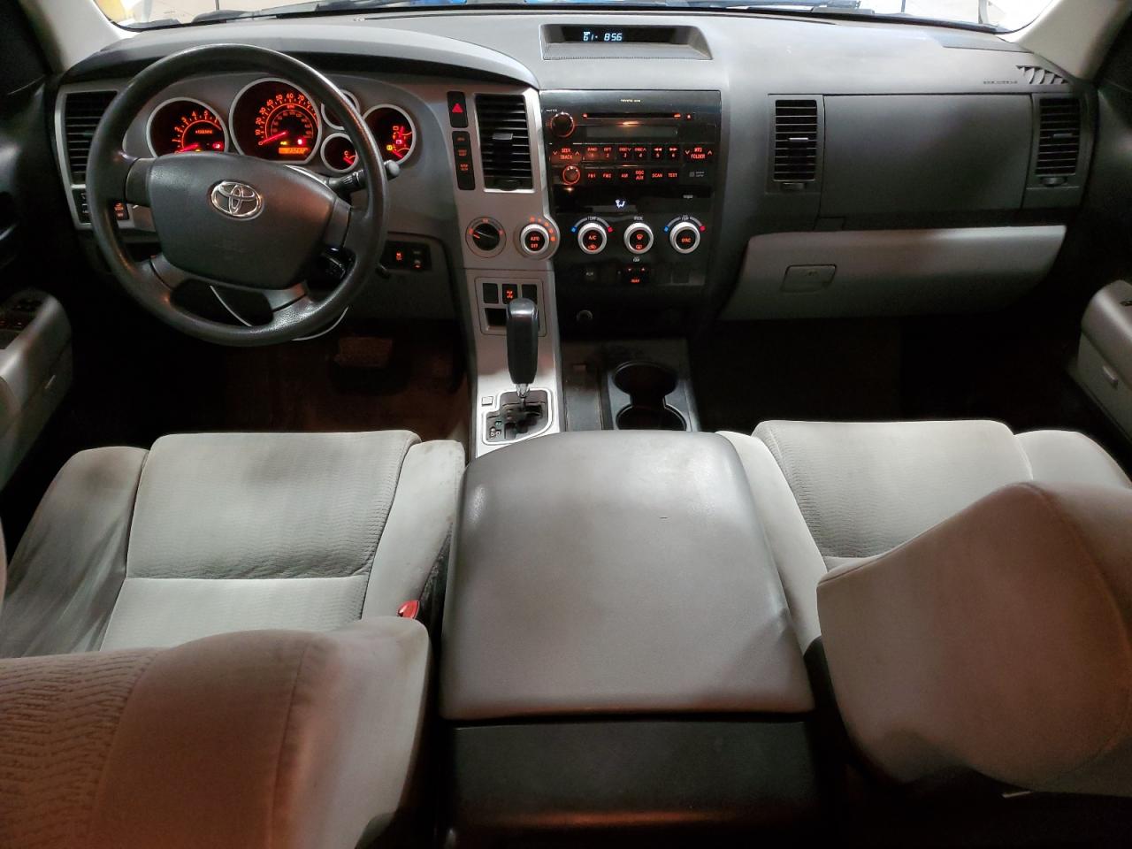 2008 Toyota Sequoia Sr5 VIN: 5TDBT64A28S000029 Lot: 82669005