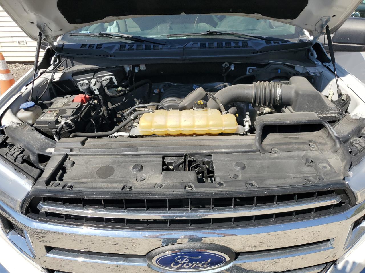 2019 Ford F150 Super Cab VIN: 1FTFX1E51KKE89712 Lot: 82225795