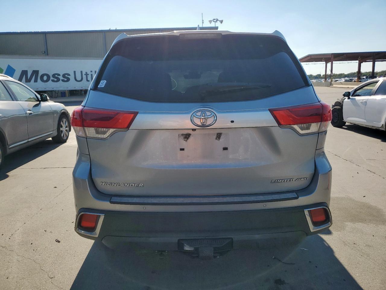 2017 Toyota Highlander Limited VIN: 5TDDZRFH3HS358565 Lot: 84708675