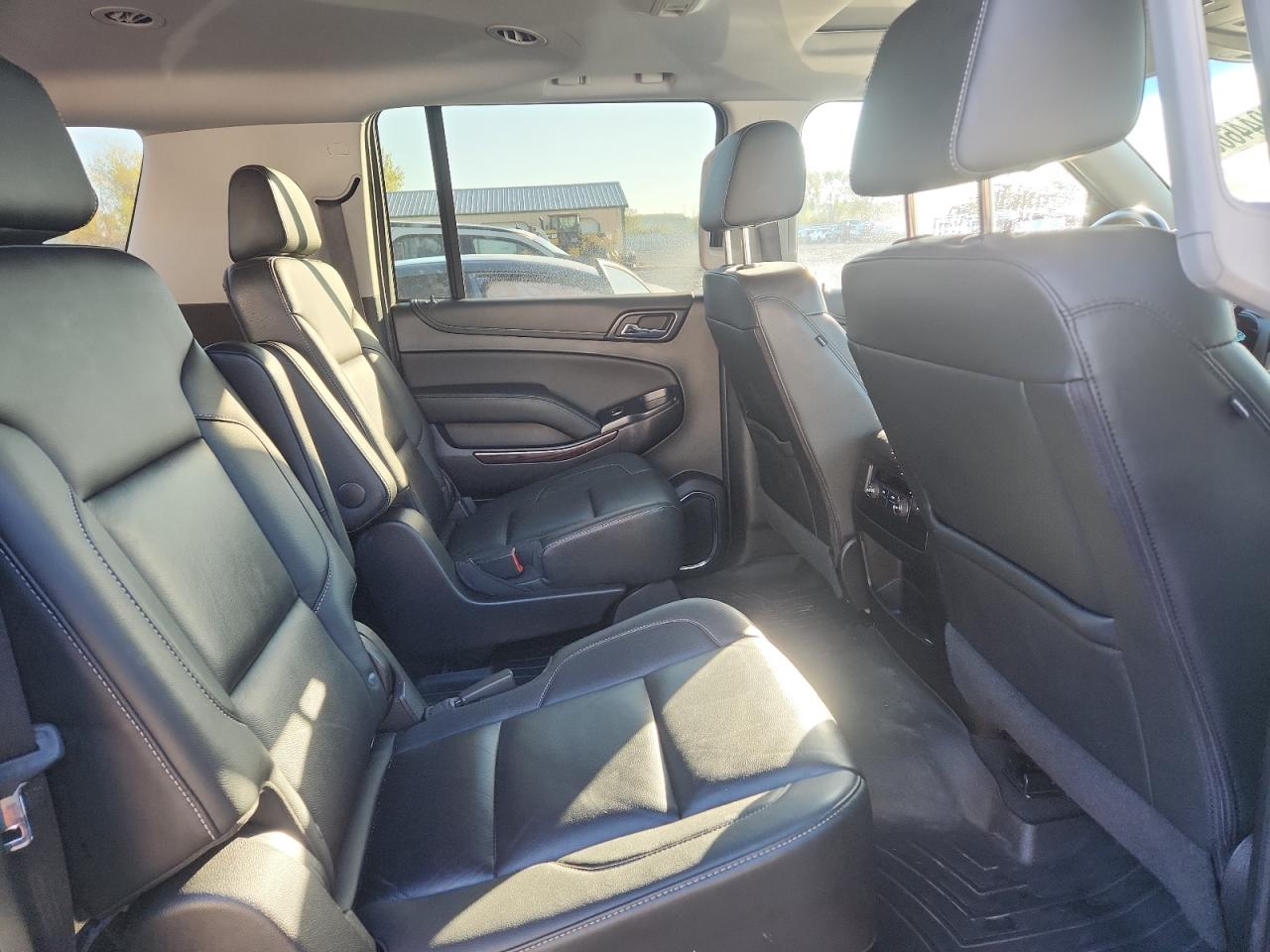 2019 GMC Yukon Xl K1500 Slt VIN: 1GKS2JKCXKR368589 Lot: 89446605