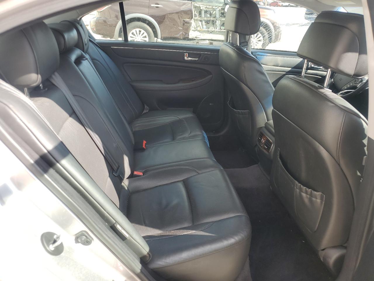 2009 Hyundai Genesis 3.8L VIN: KMHGC46EX9U051183 Lot: 85420675