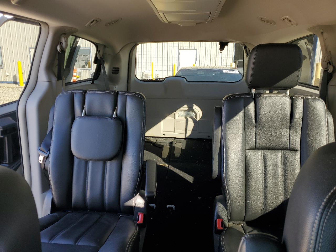 2014 Chrysler Town & Country Touring VIN: 2C4RC1BG1ER398248 Lot: 82351455