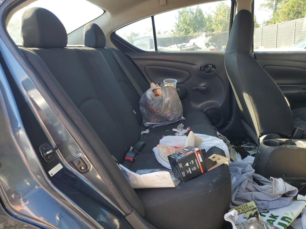 2017 Nissan Versa S VIN: 3N1CN7AP8HL817236 Lot: 82296705