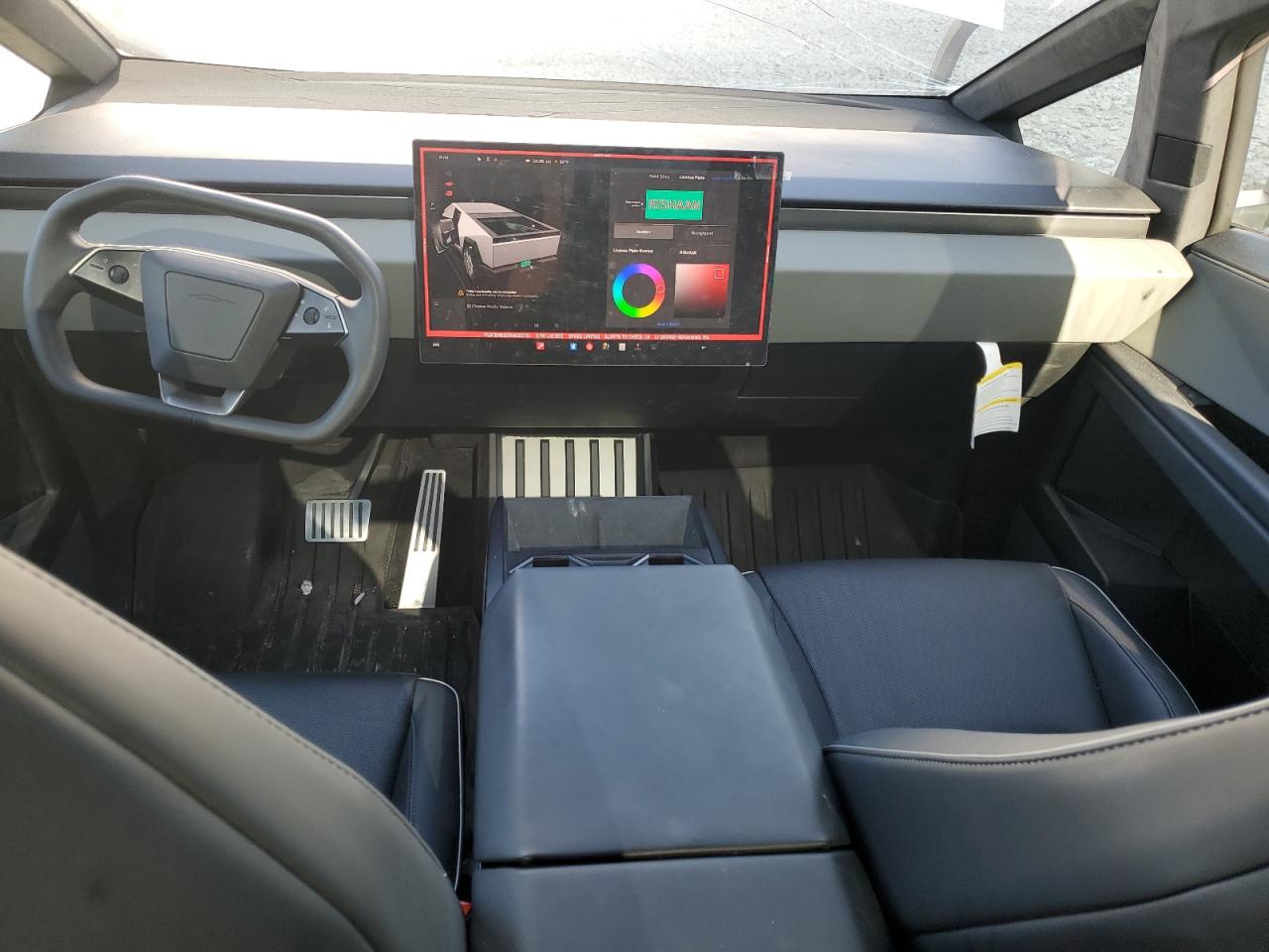 2024 Tesla Cybertruck VIN: 7G2CEHED2RA033731 Lot: 84400495