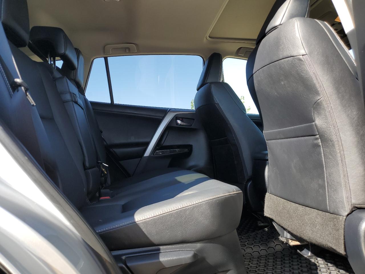 2016 Toyota Rav4 Hv Limited VIN: JTMDJREV1GD006805 Lot: 85190405