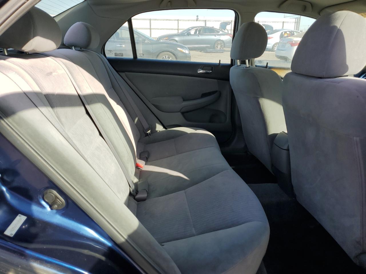 2003 Honda Accord Dx VIN: 1HGCM56143A107289 Lot: 85930675