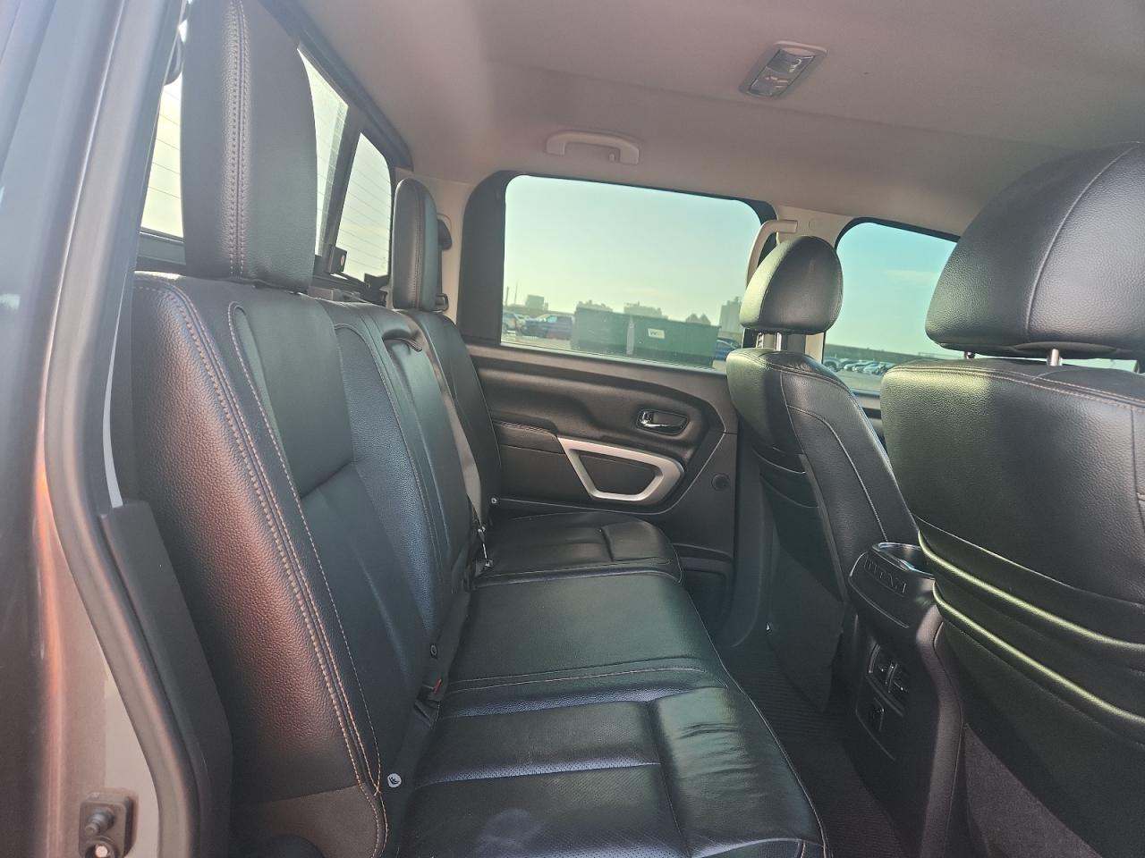 2017 Nissan Titan Sv VIN: 1N6AA1E65HN523031 Lot: 85497455