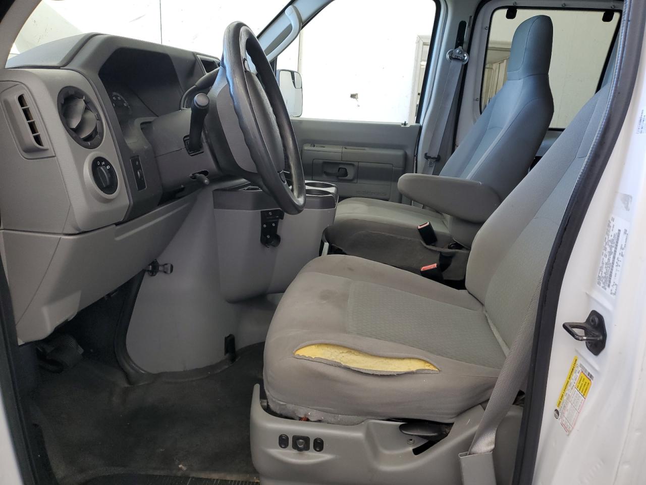 2014 Ford Econoline E350 Super Duty Wagon VIN: 1FBNE3BL4EDA28596 Lot: 87210215