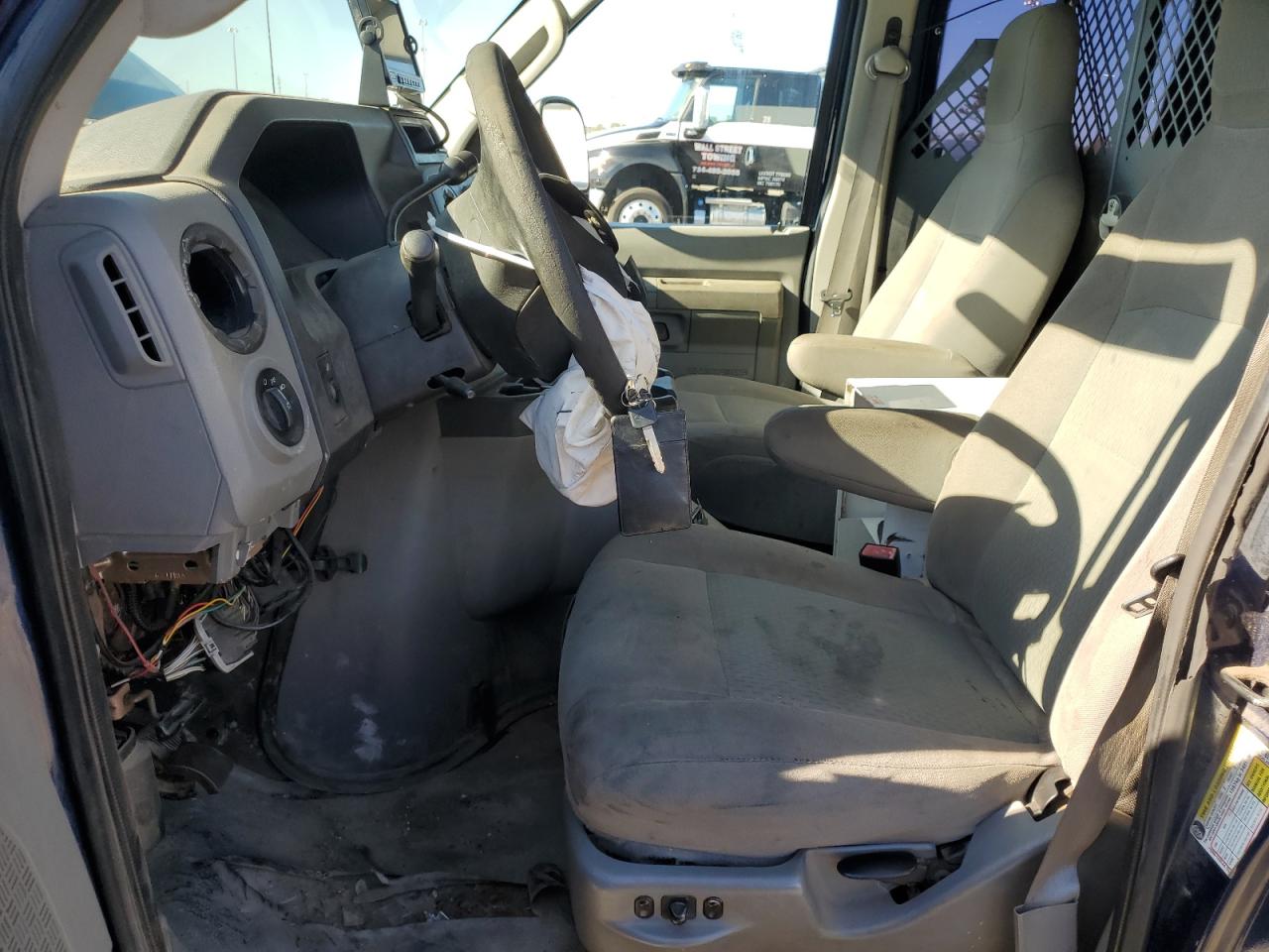 2013 Ford Econoline E250 Van VIN: 1FTNE2ELXDDB17928 Lot: 85011255