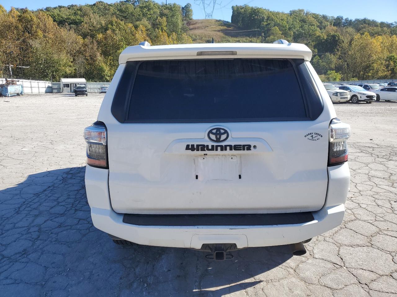 2017 Toyota 4Runner Sr5/Sr5 Premium VIN: JTEBU5JR6H5460748 Lot: 82255245