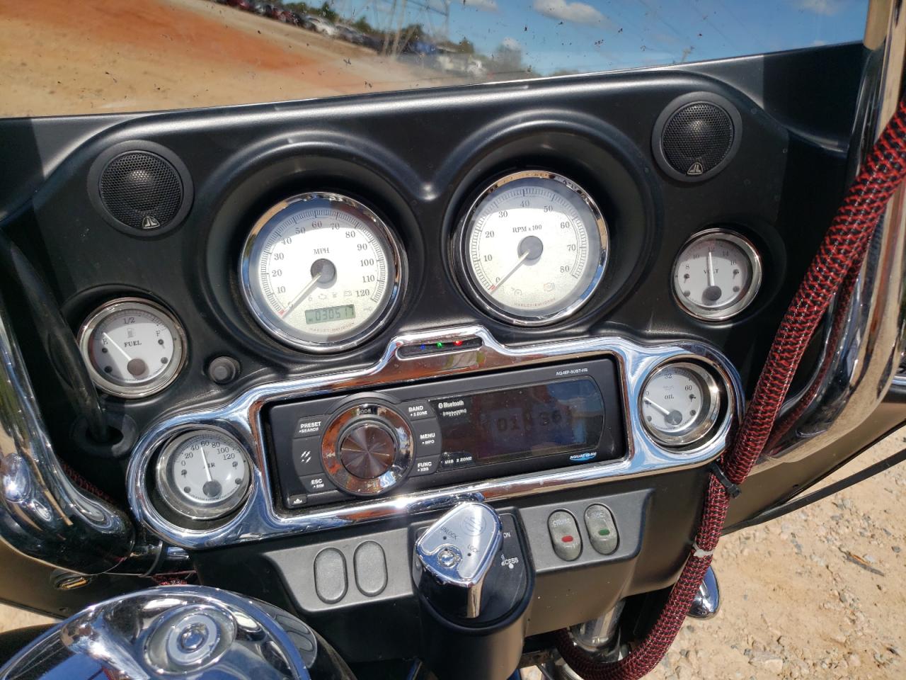 2011 Harley-Davidson Flhx VIN: 1HD1KBM16BB605854 Lot: 86125825