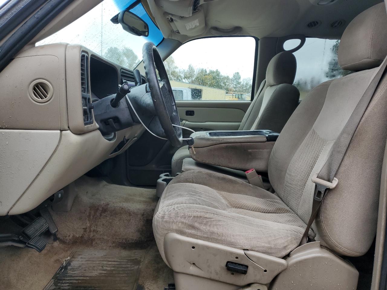 2003 Chevrolet Tahoe C1500 VIN: 1GNEC13V13R305590 Lot: 90326575